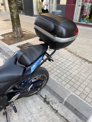 Baúl Givi y Mochilas laterales Moto
