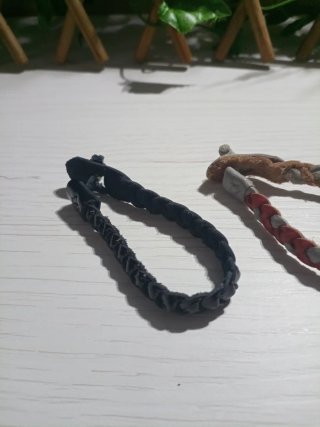 5 Pulseras Cuero