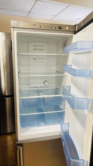 Nevera Frigorífico , inox, 185x60 No frost