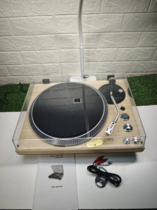 Tocadiscos LP-58W 33/45 RPM