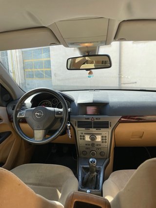 Opel Astra 2005