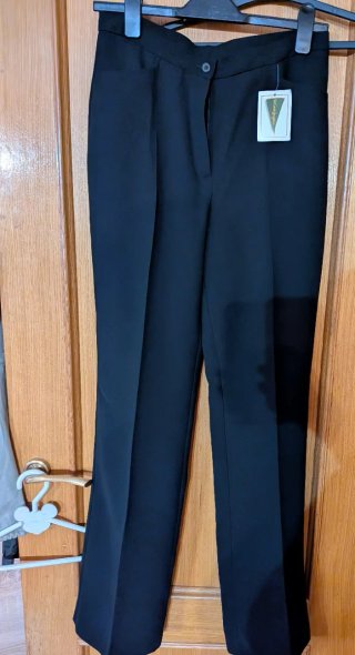 Pantalón negro talla 40