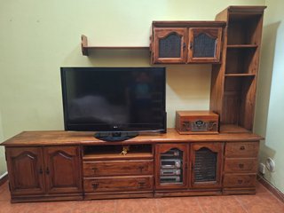 Mueble de salón de madera