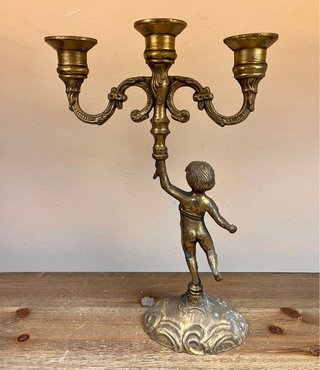 Candelabro francés con amorcillo, c. 1900