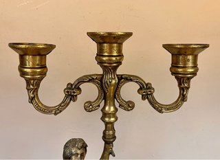 Candelabro francés con amorcillo, c. 1900