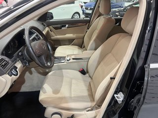 Mercedes-Benz c220 cdi 2009 Automático.