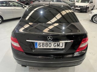 Mercedes-Benz c220 cdi 2009 Automático.