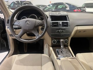 Mercedes-Benz c220 cdi 2009 Automático.