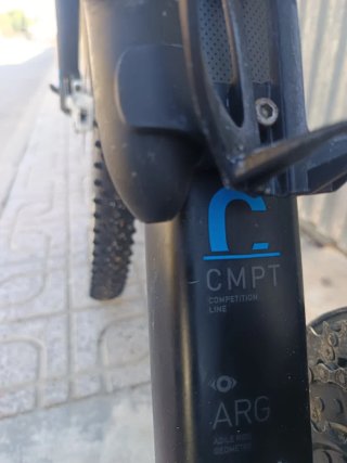 Bicicleta Cube 27.5 Aim SL Competición