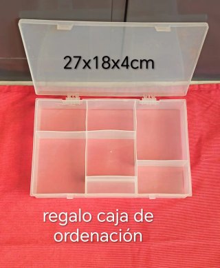 Mercería y manualidades: lana botones, cintas..