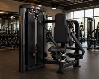 Máquina Fondos de Tríceps