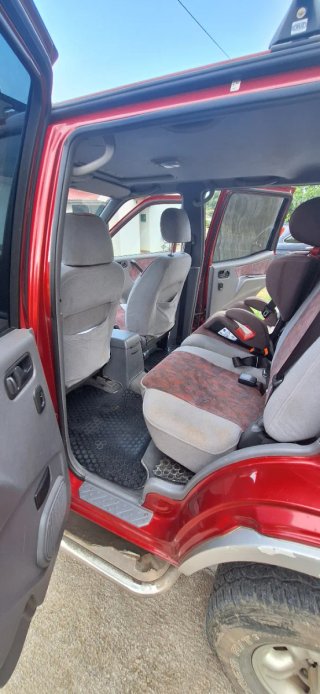 Nissan Terrano II 1998