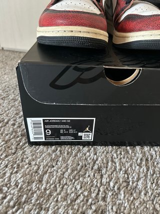 Air Jordan 1 Mid Rosse Bianche