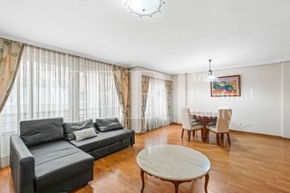 Piso en venta en Ensanche - Diputación en Alicante