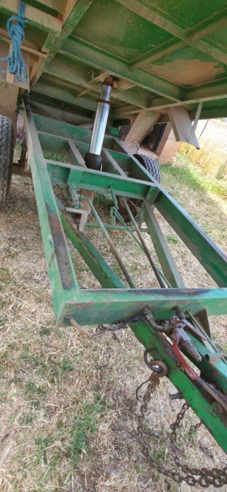 Remolque agrícola hidráulico