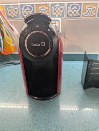 Cafetera Delta Q Cápsulas