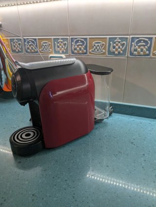 Cafetera Delta Q Cápsulas