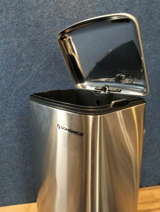Cubo de Basura SONGMICS 30L Acero Inox Pedal