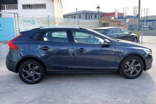 Volvo V40 Cross Country D2 *Piel*LED*Cámara*