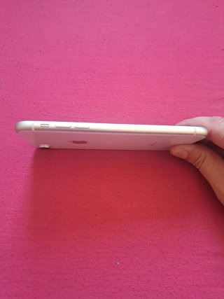 iPhone XR para recambios, funciona