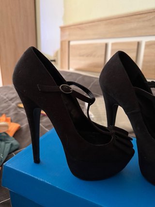 Zapatos de fiesta negros tacón alto