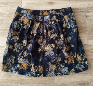 Conjunto Mango Blusa y Falda Estampada