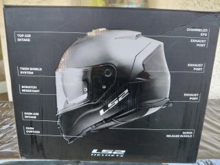 Casco integrale LS2 nero e giallo fluo
