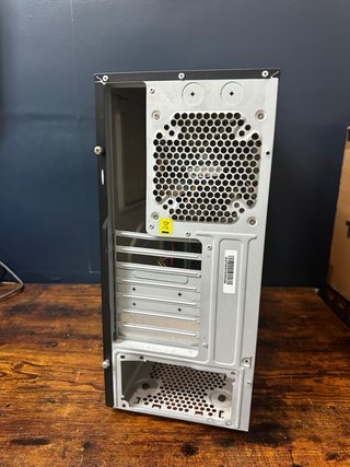 Caja Torre Cooler Master ATX