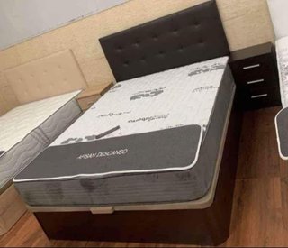 Canapé y colchón nuevo