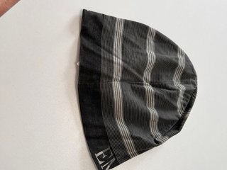 Cappello Emporio Armani a righe