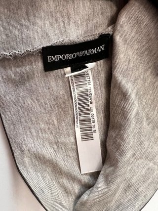 Cappello Emporio Armani a righe