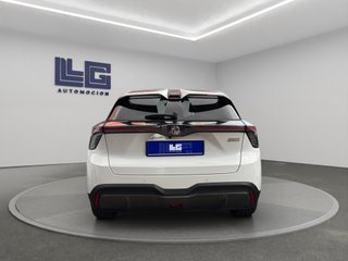 MG MG4 64kWh Luxury