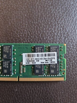 2x16GB DDR4 2666V Módulos RAM Portátil