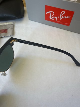 Gafas Ray-Ban Clubmaster Negras y Doradas