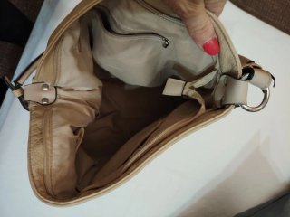 Borsa beige con tracolla