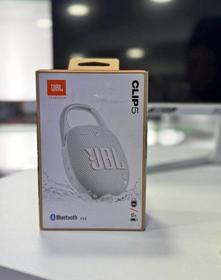 JBL Clip 5 Altavoz Bluetooth Gris/Blanco