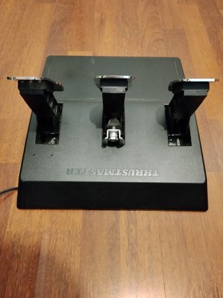 Thrustmaster TX Leather Edition + Pedales T3PA