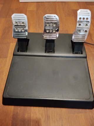 Thrustmaster TX Leather Edition + Pedales T3PA