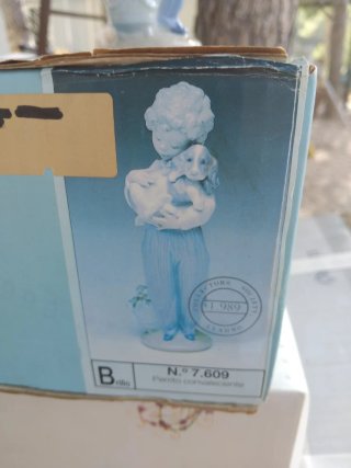 Figura Lladro Perrito convaleciente