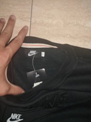 Sudadera Nike Negra