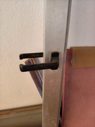 Puerta de aluminio