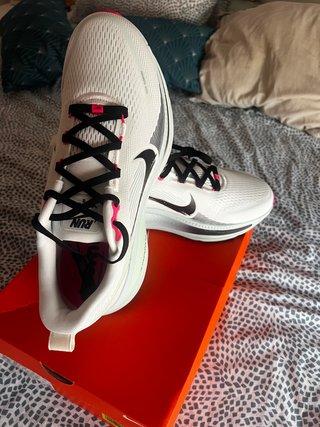 Zapatillas Nike Vomero 18 Talla 45.5