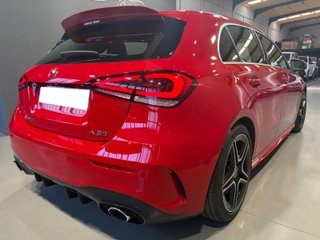 Mercedes-Benz A 35 AMG 4M