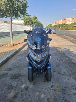 Piaggio MP3 530 Maxi Scooter Negra