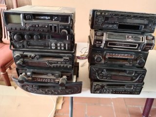 Lote 10 radios de coche varias marcas antiguos