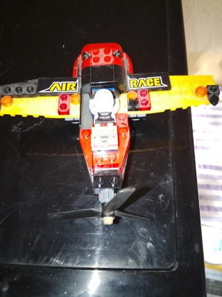 Lego Avión Rojo y Amarillo