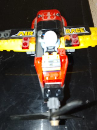 Lego Avión Rojo y Amarillo