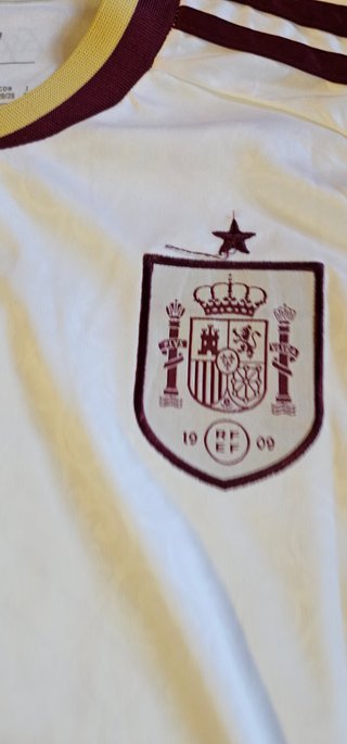Conjunto Camiseta y Pantalon España 20