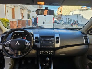 Mitsubishi Outlander 2007
