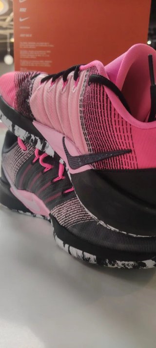 Nike(MIRA LAS FOTOS) + modelos diferentes precios